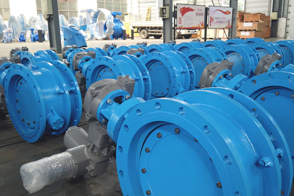 •	Kəpənək klapan (butterfly valve)